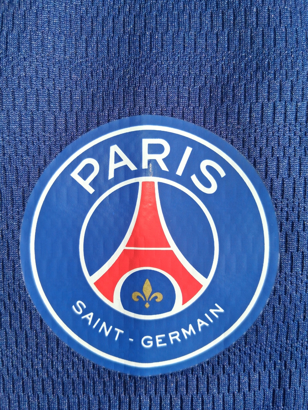 Paris Saint-Germain Men's Soccer Jersey S New with Tags